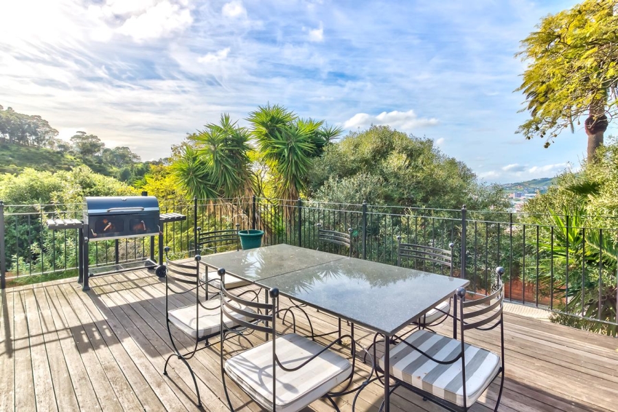 4 Bedroom Property for Sale in Tamboerskloof Western Cape